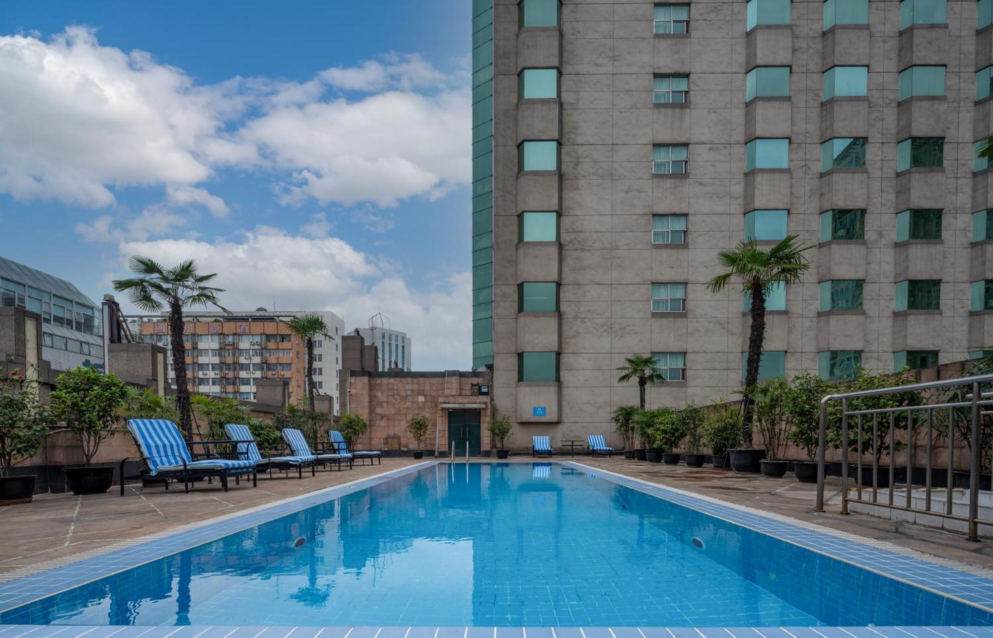 Chengdu Tianfu Sunshine Hotel Exterior foto